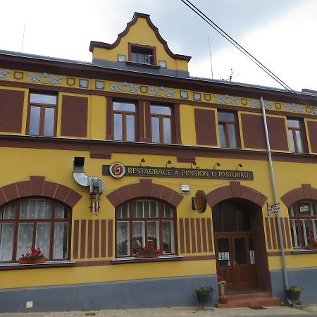 U Pastorku Hotel Racice  Kültér fotó